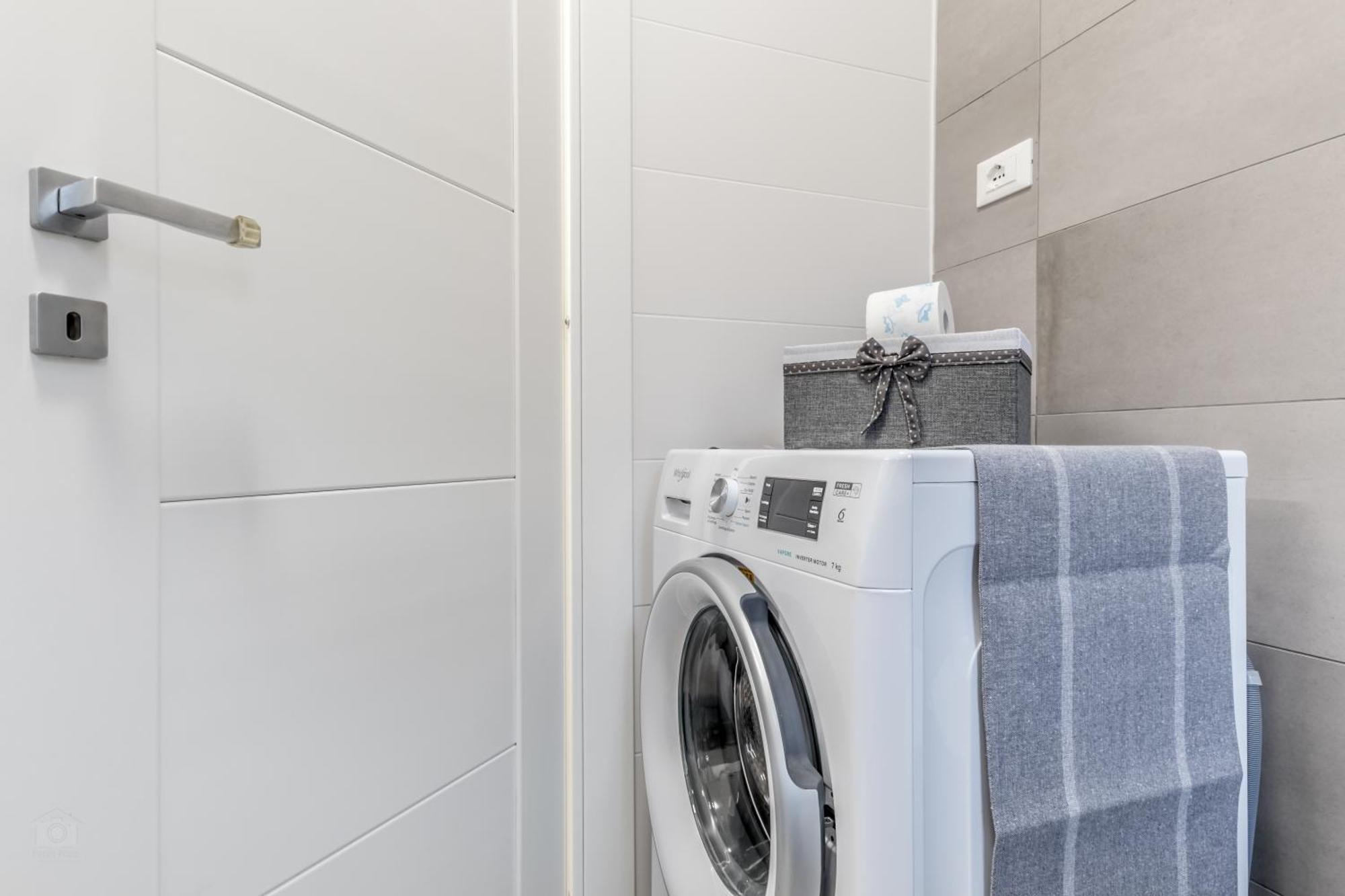 White Living R-home Appartement Rome